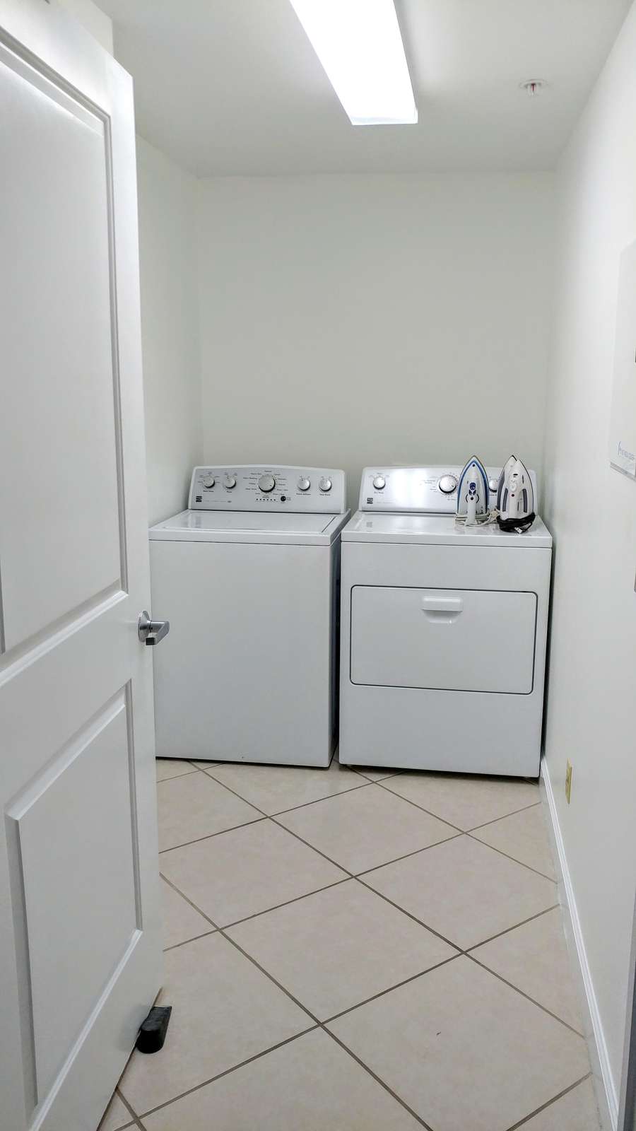 Washer/Dryer separate room!
