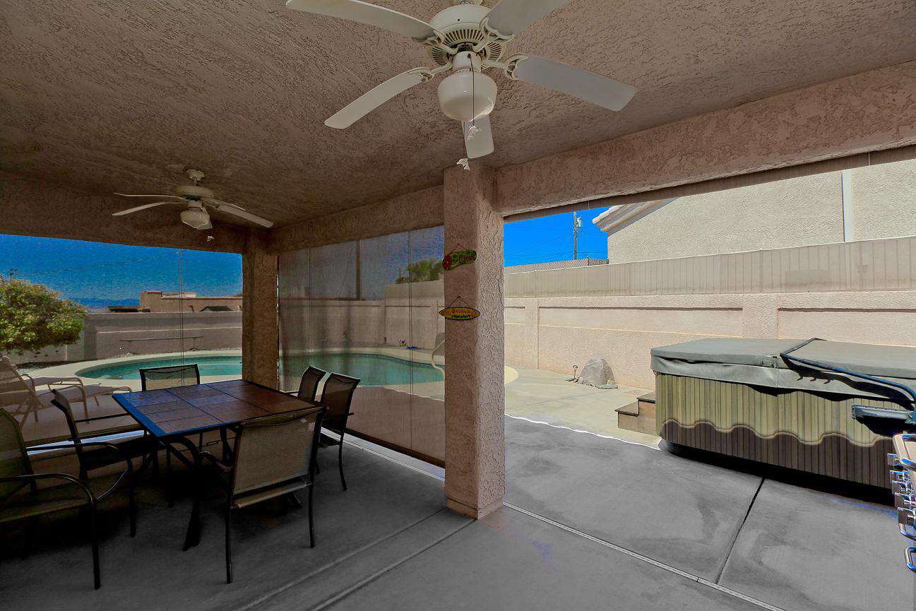 Spa and Shaded patio 6 chair Patio set