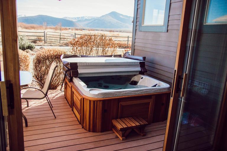 Private, new hot tub