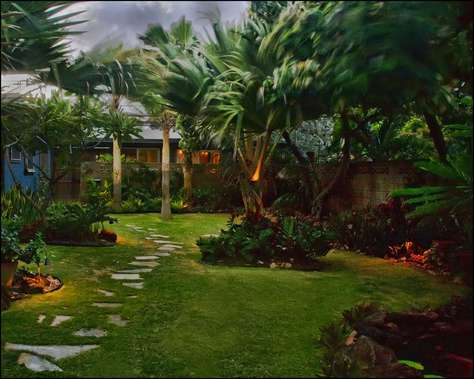PAPAYA three bedroom in backgound of garden