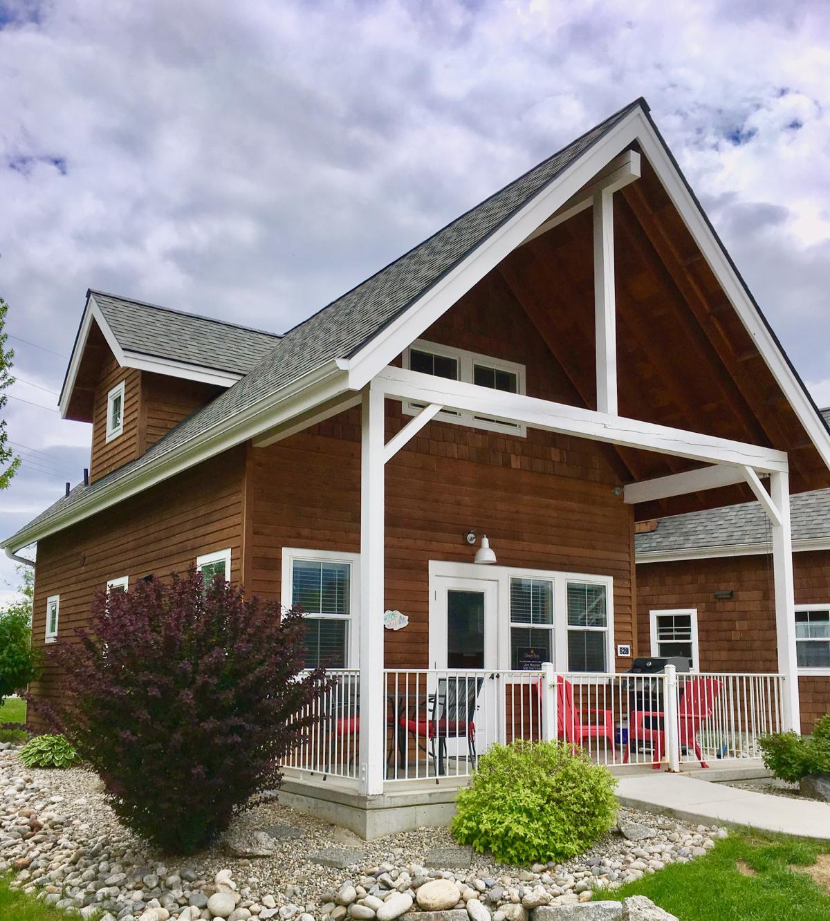 Escape to The Lake Bungalow Daugherty Management