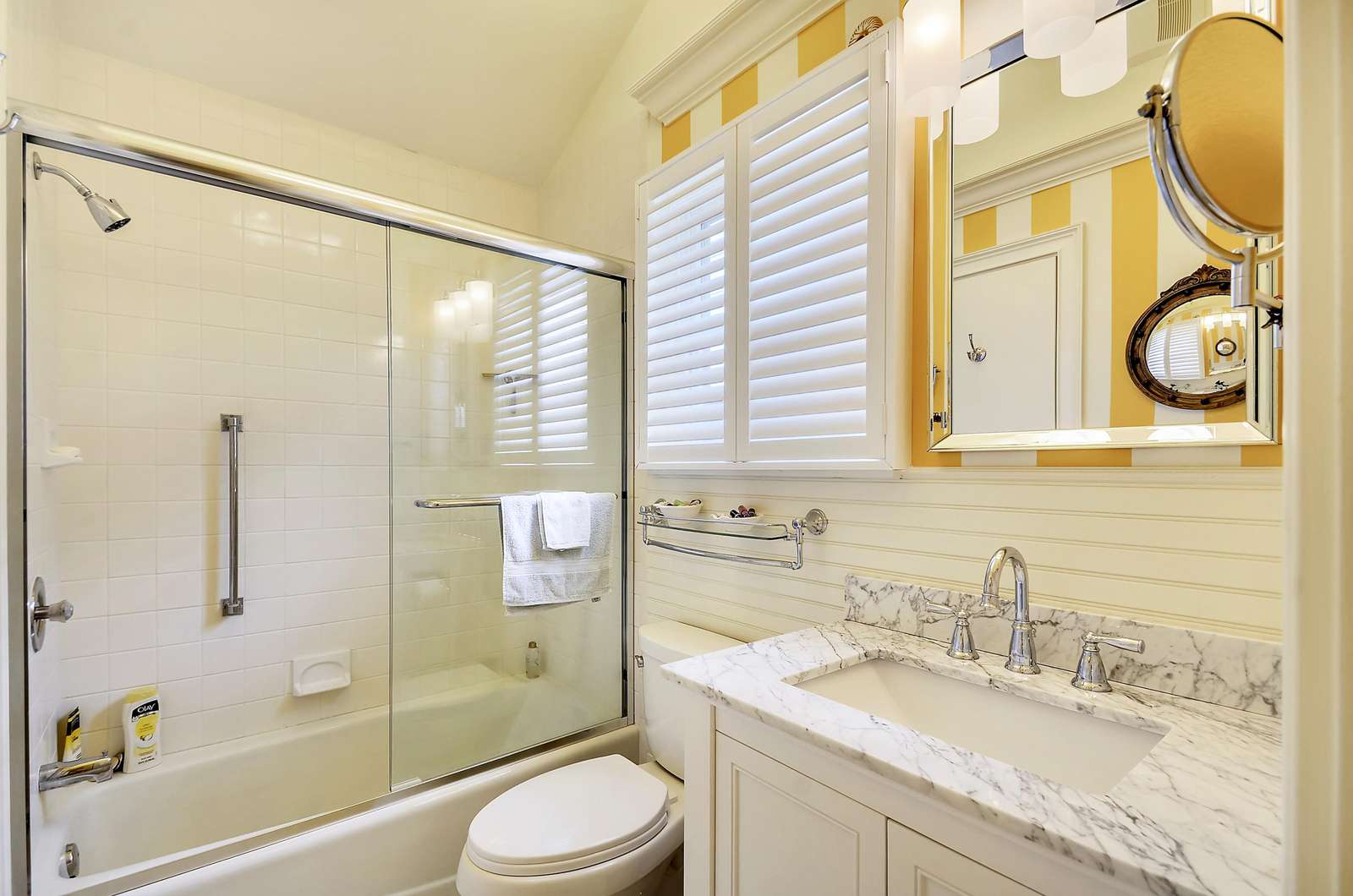 Main Level Bath