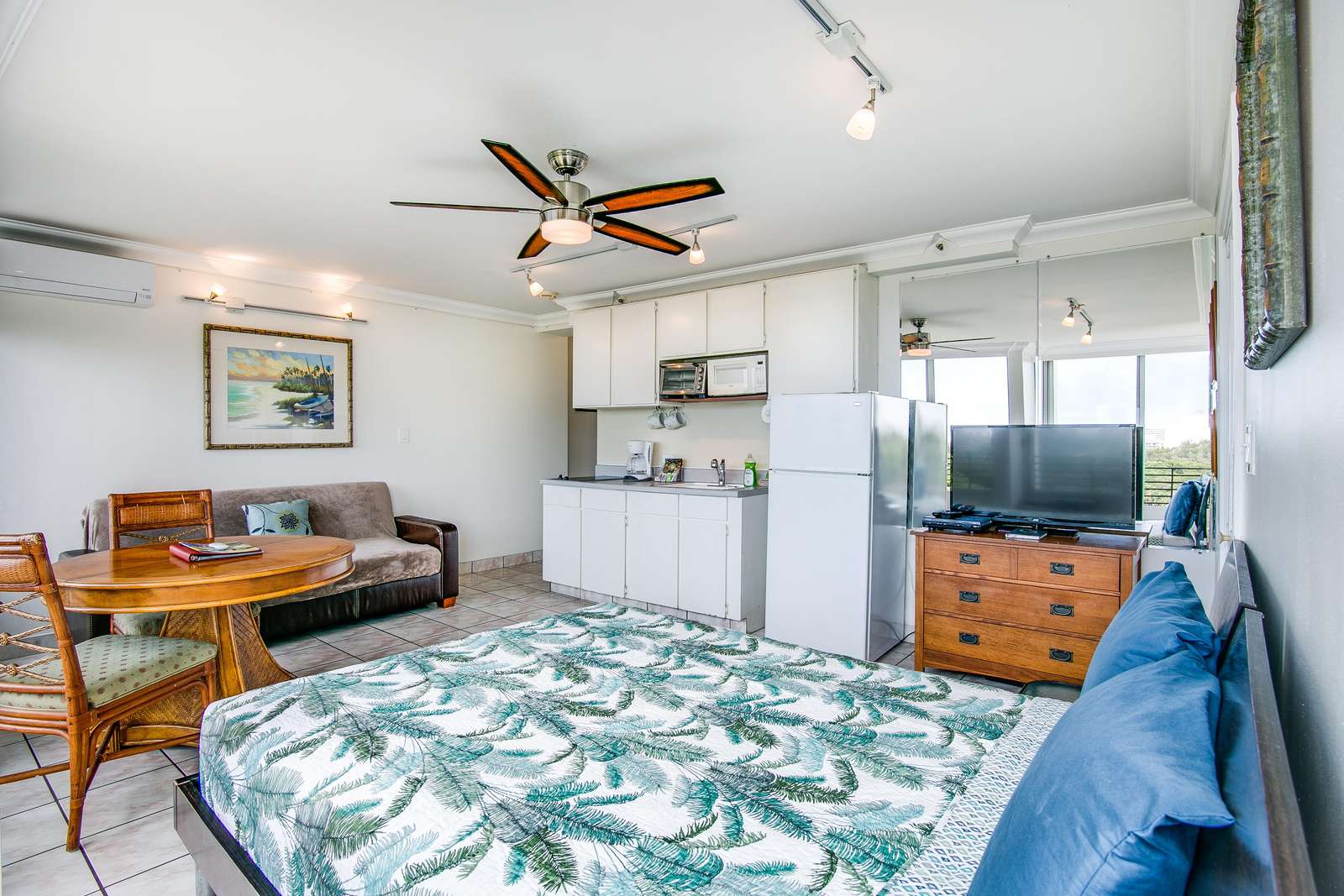 Comfortable bed and plenty of hanging space