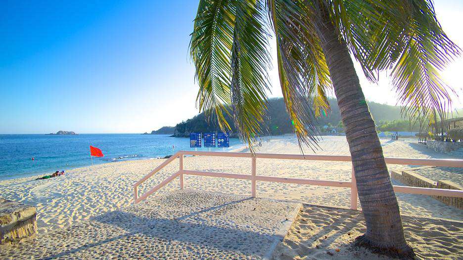 10-15 minute to Playa Chahue