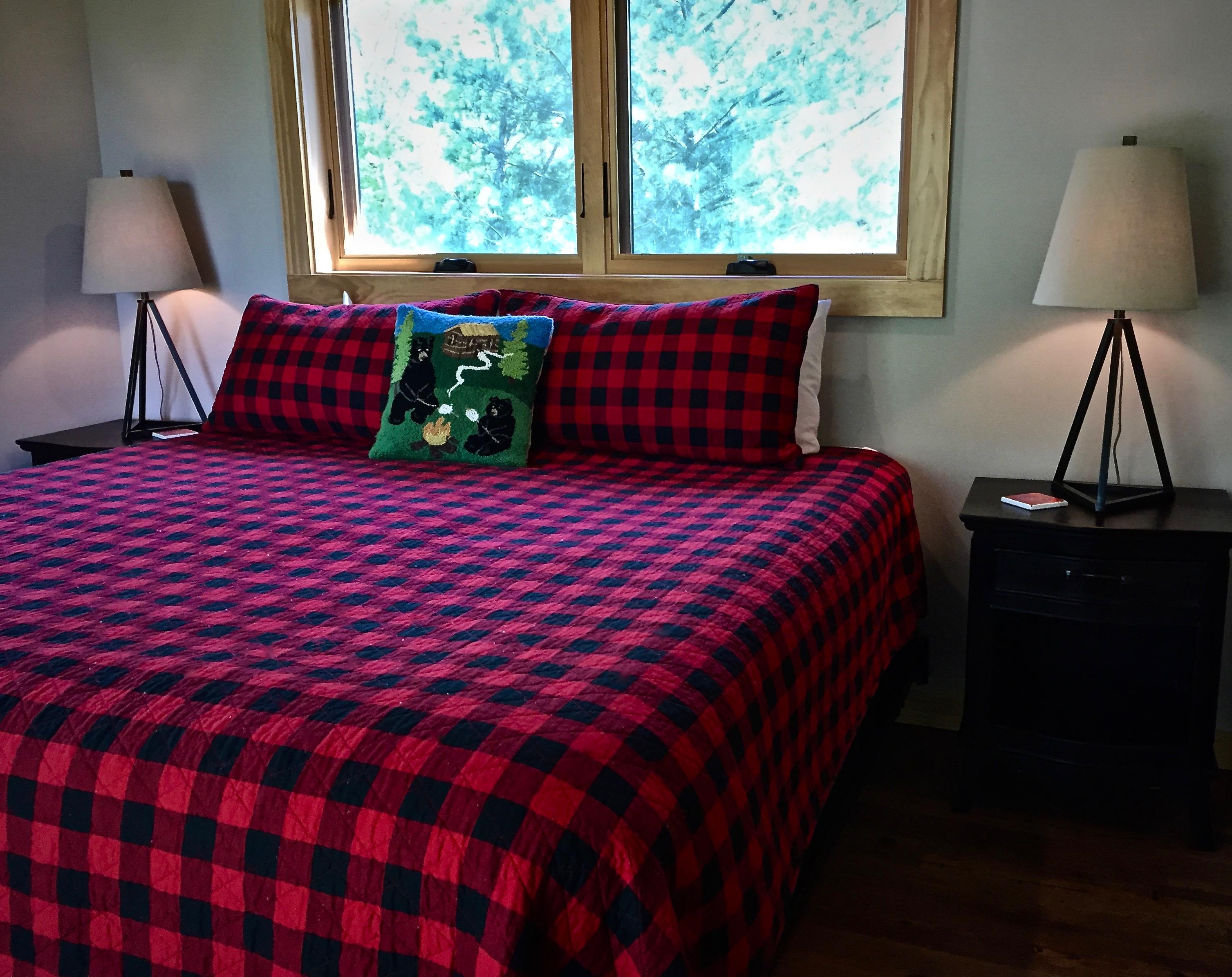 1 King Bed and 1 Queen Bed, both prepared with Luxurious Linens