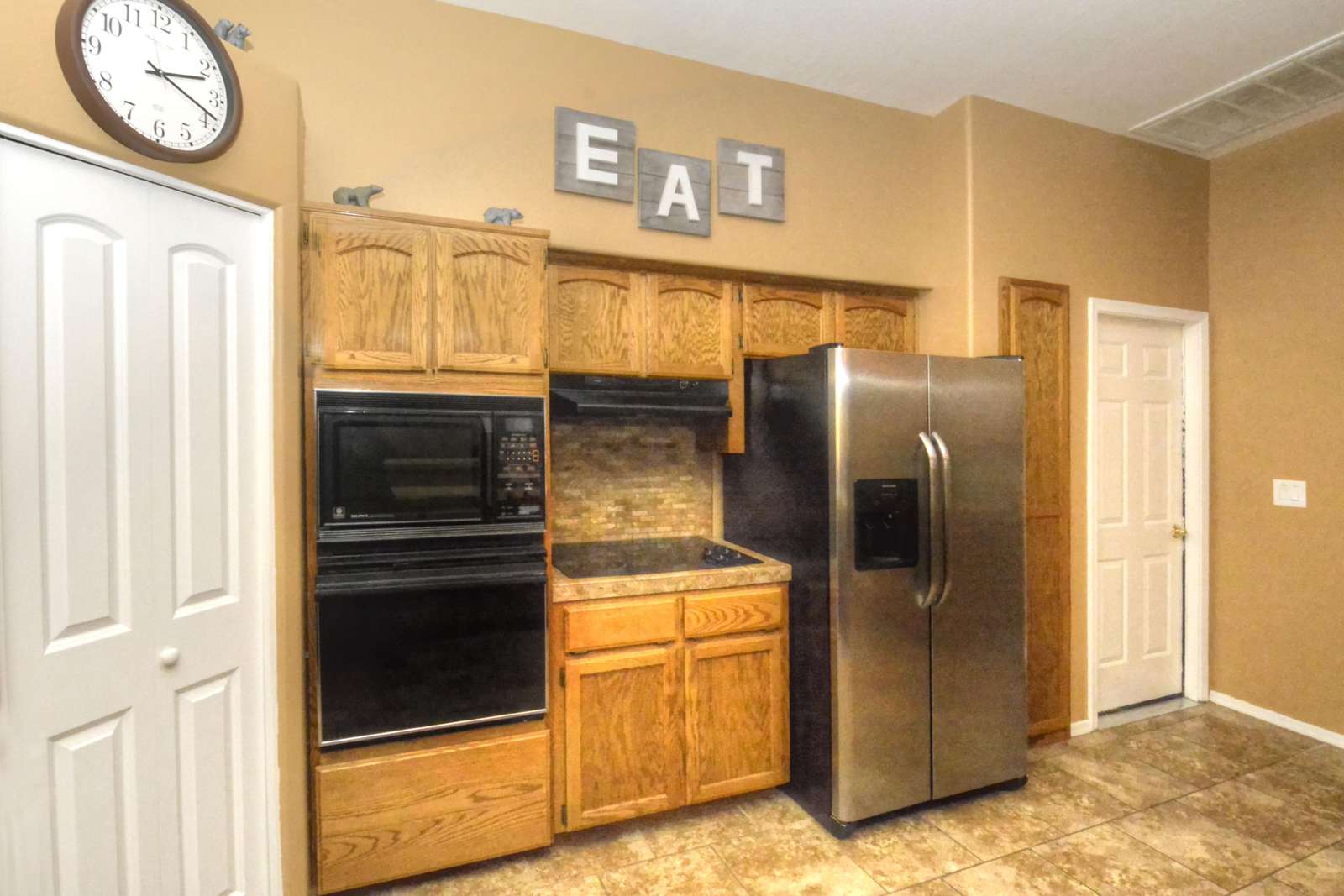 Kitchen - new MW and oven