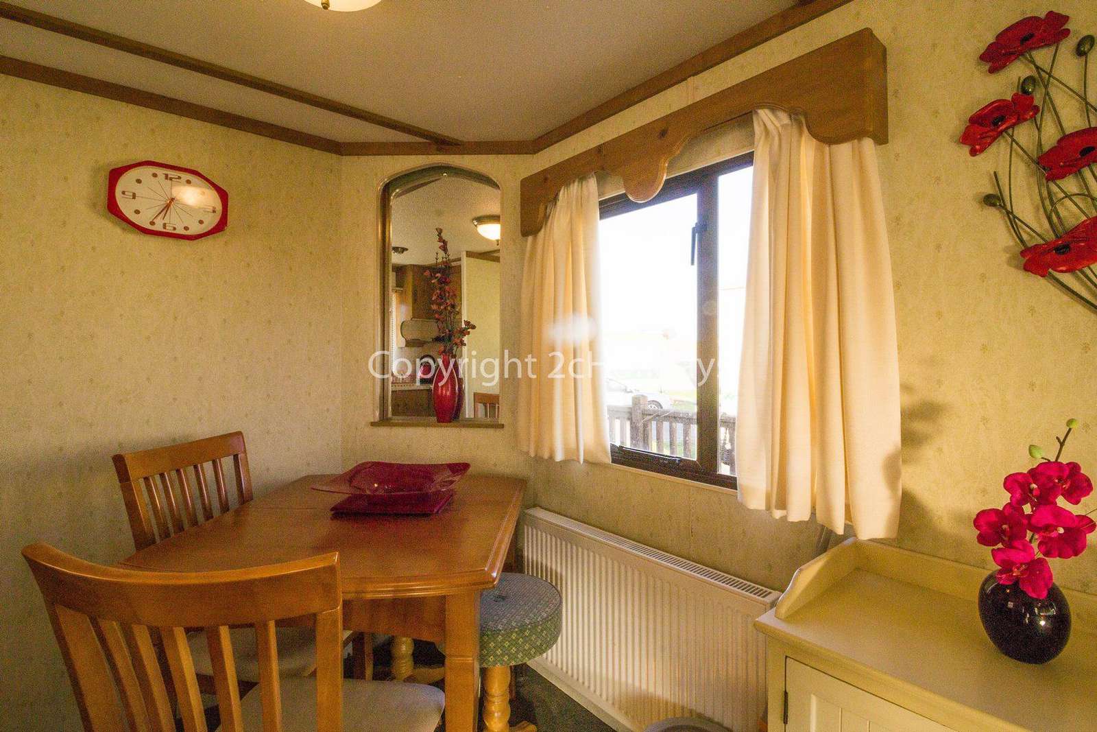 Great place to dine with your family or friends in this self-catering accommodation