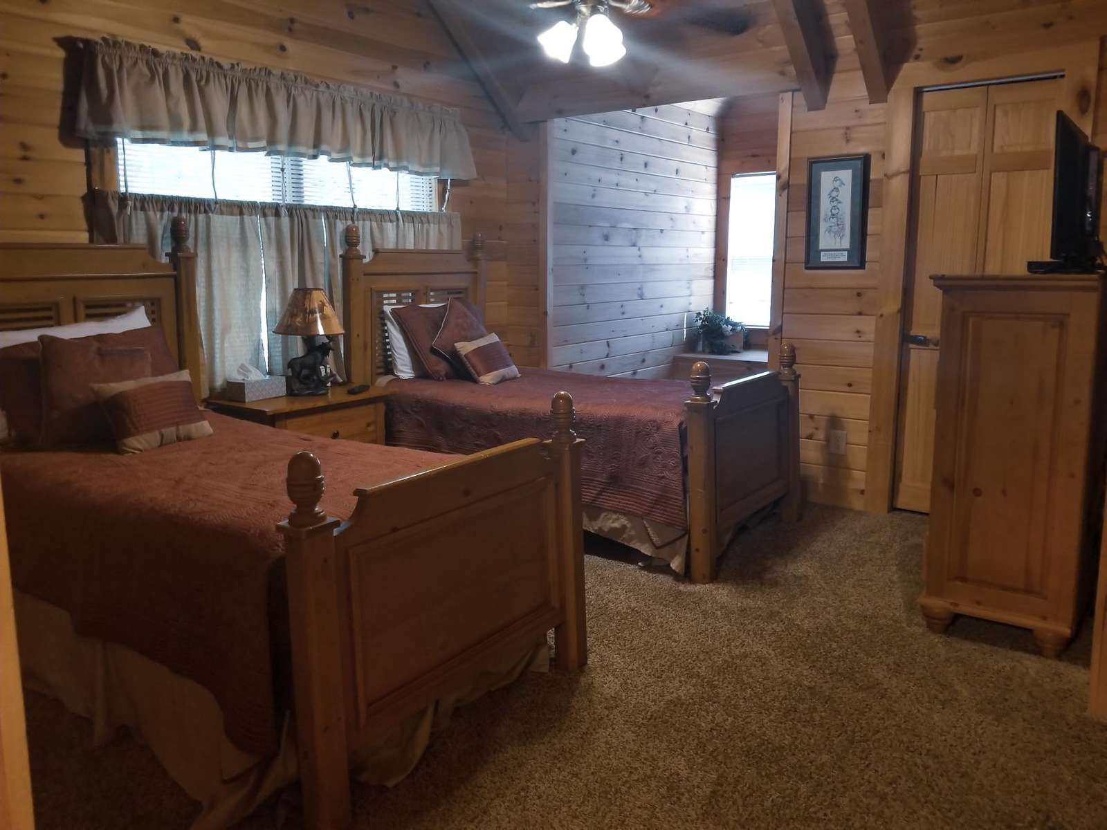 Twin Beds in Upstairs Bedroom