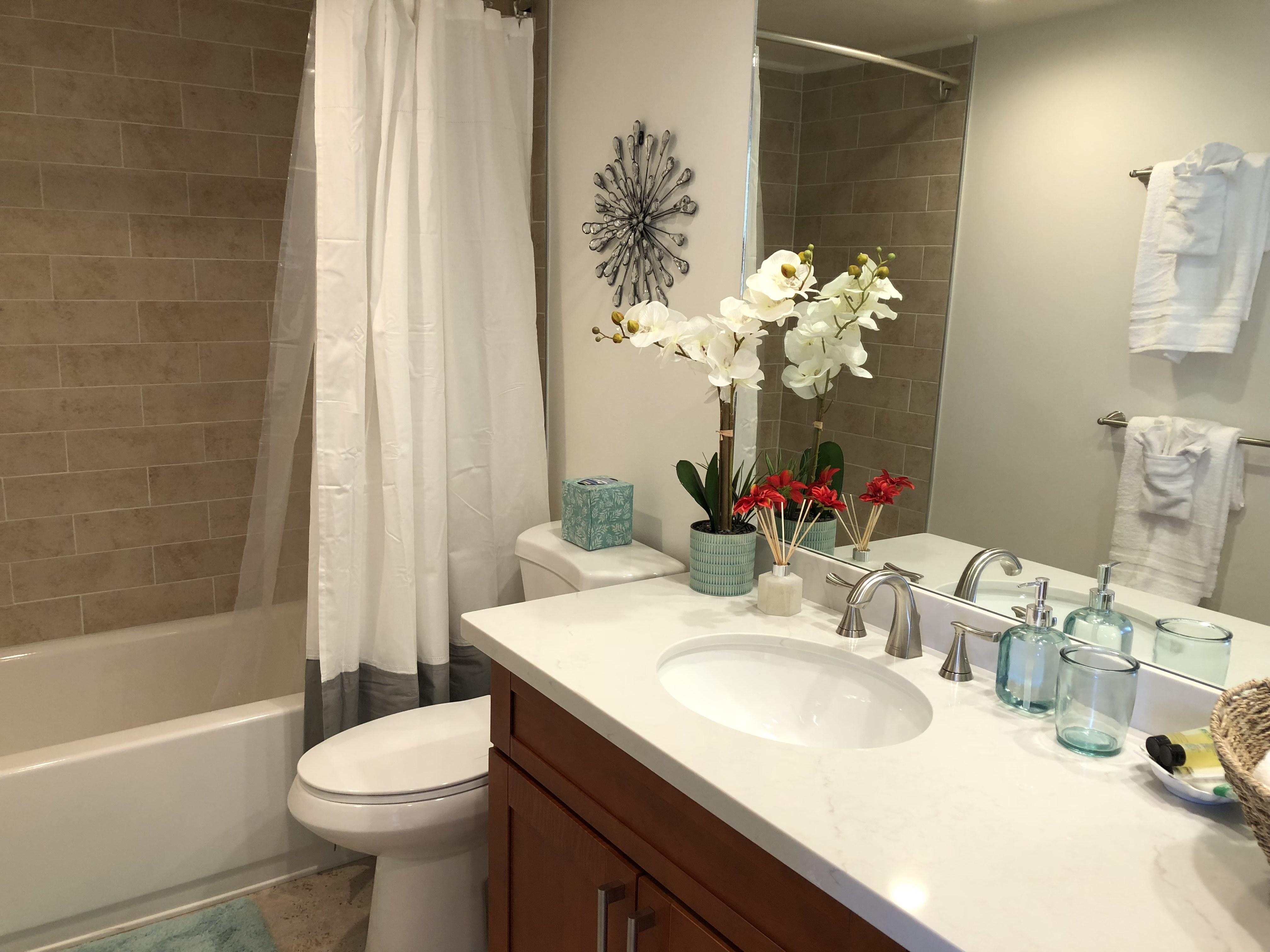 2nd bathroom