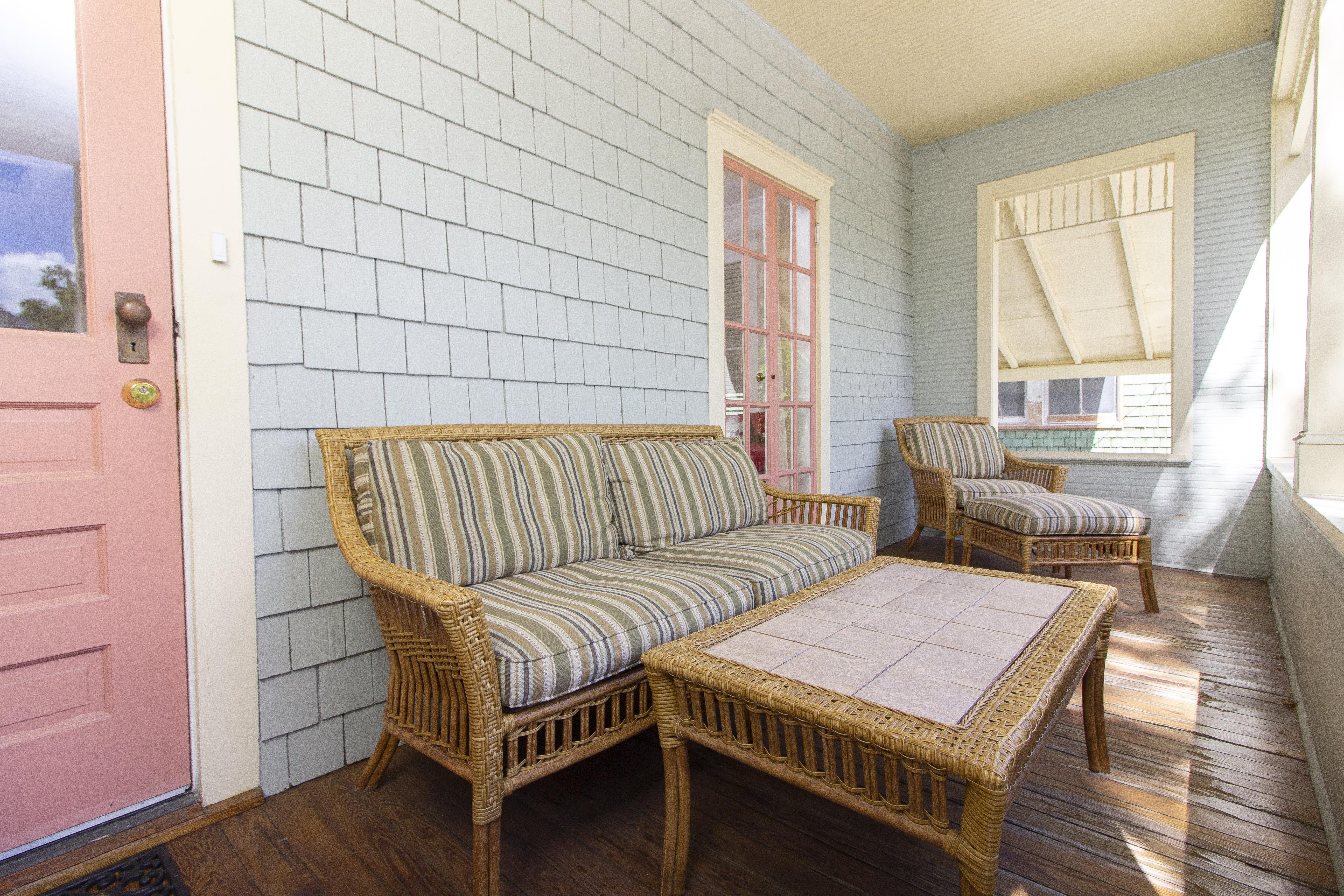Front Veranda!