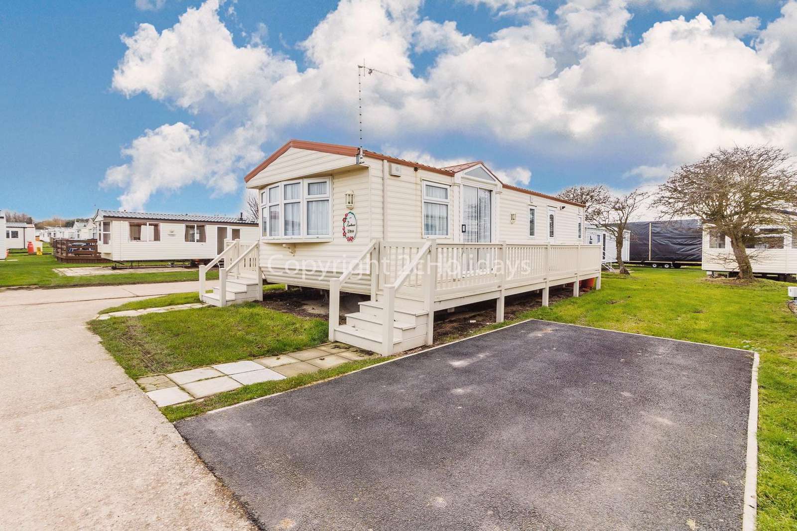 Great family holidays at Broadland Sands Holiday Park.