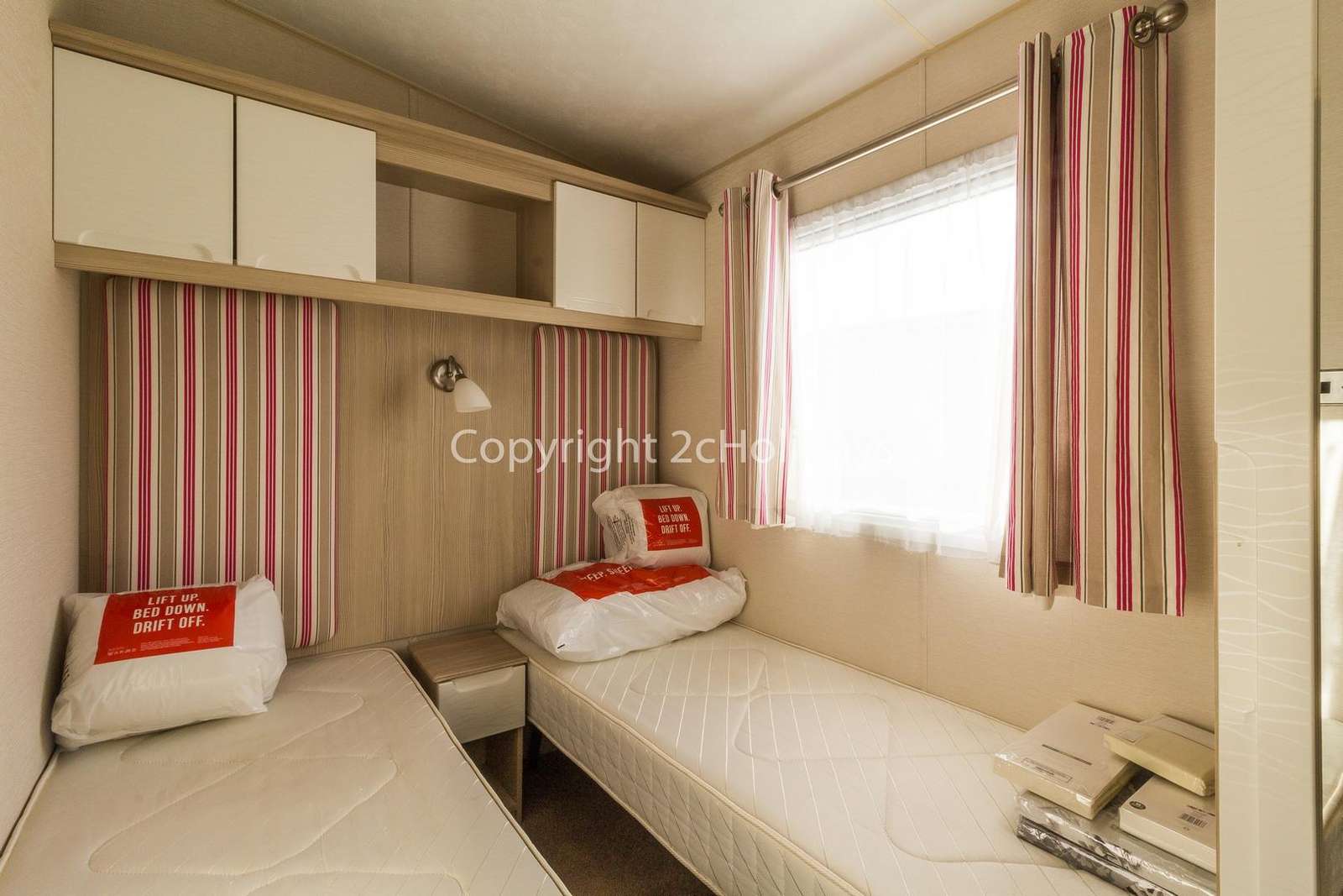 Lowestoft Holidays with 2cHolidays