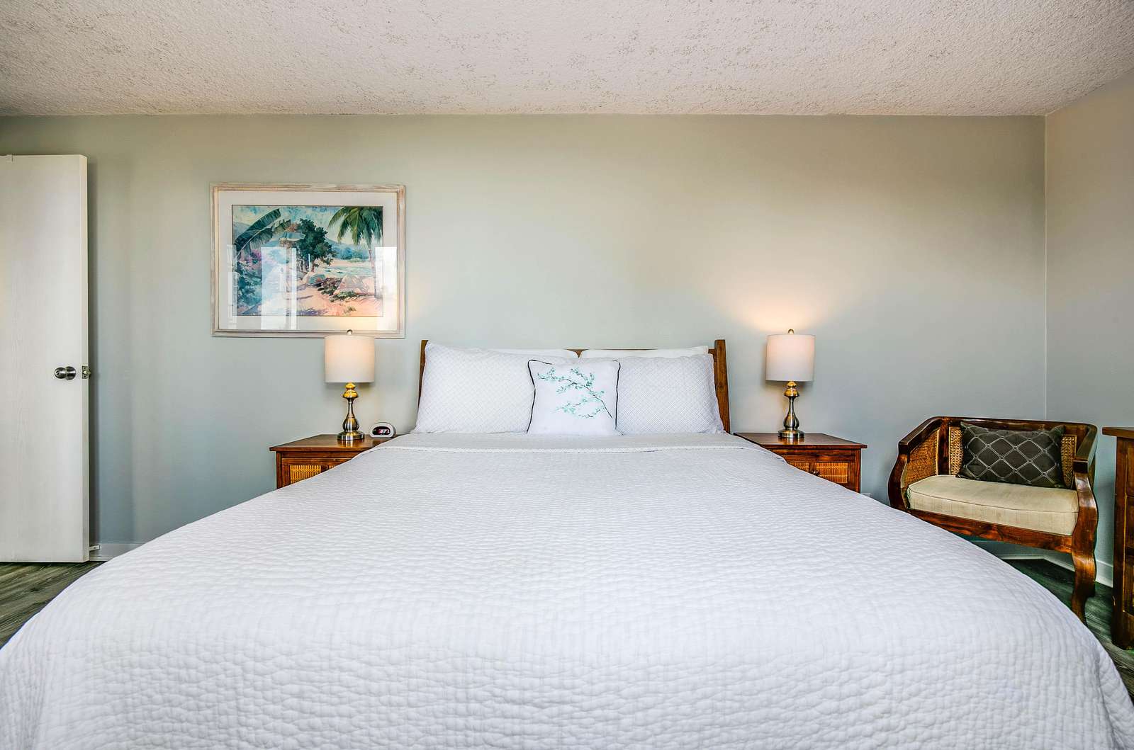 Rest away on our Comfortable Queen Mattress