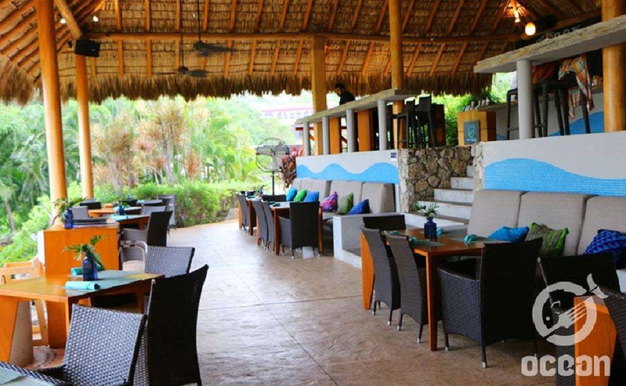 On-site full service restaurant