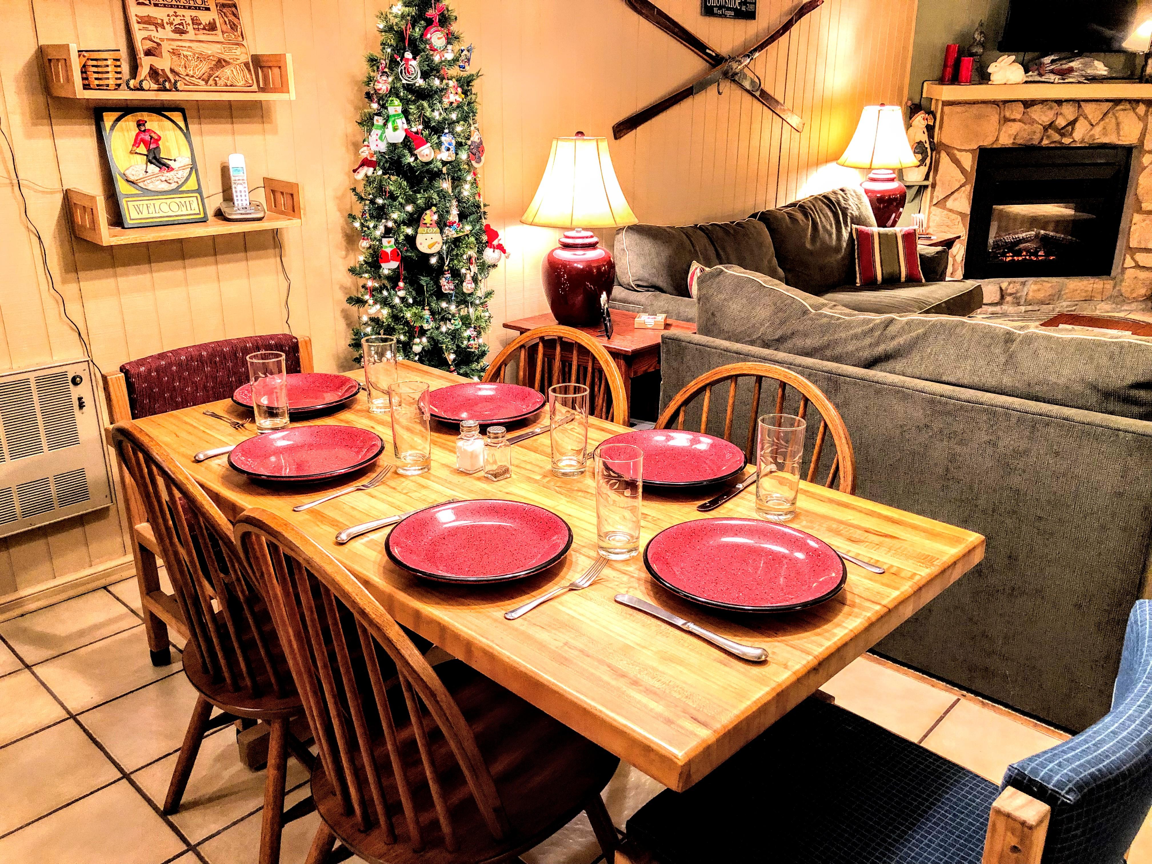 Room for six (6) at the Leatherbark 108B dinner table!!