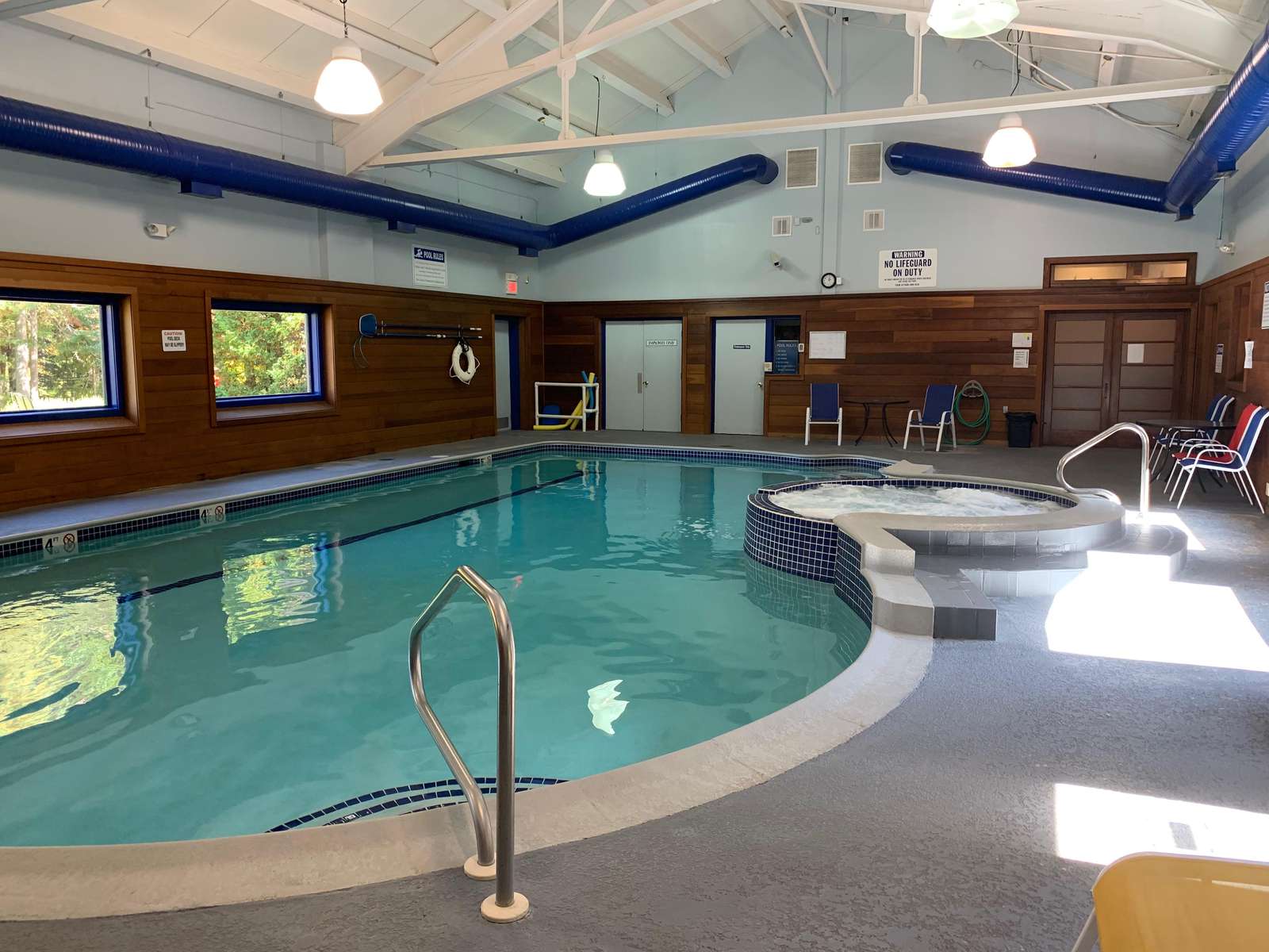 Pool and Hot Tub in Sugarhouse Amenity Center