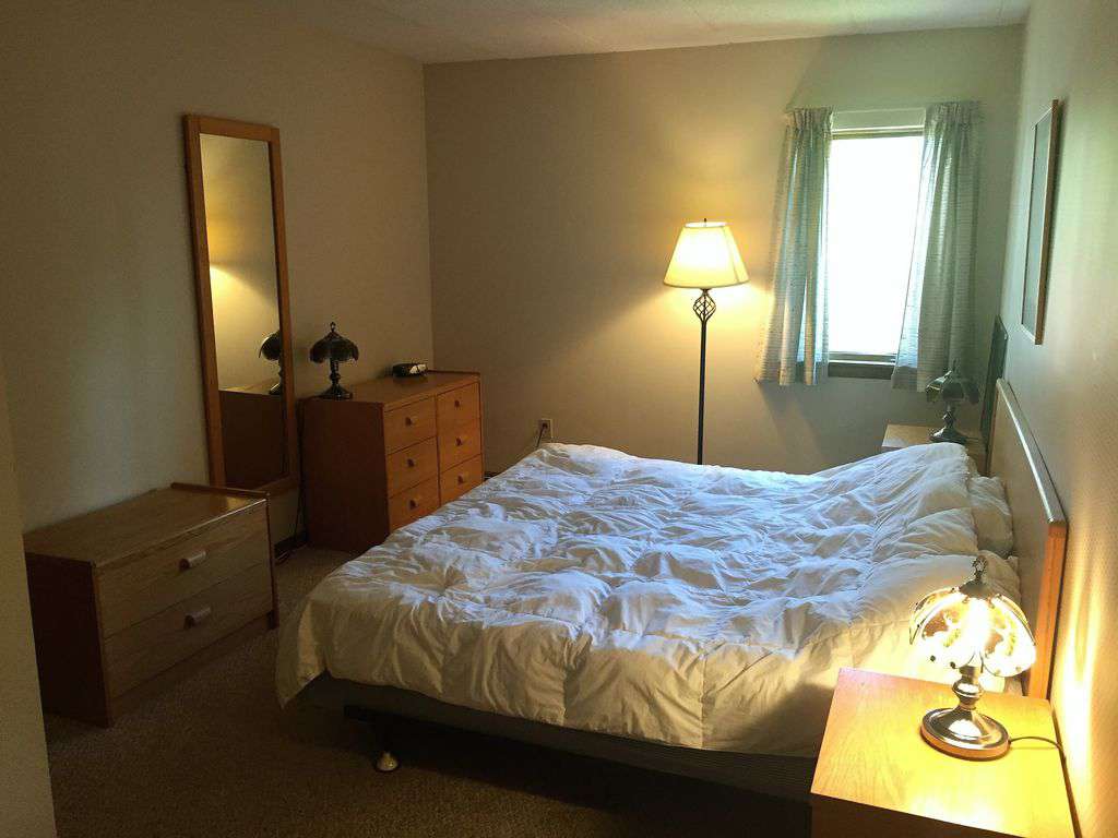 King bed in master