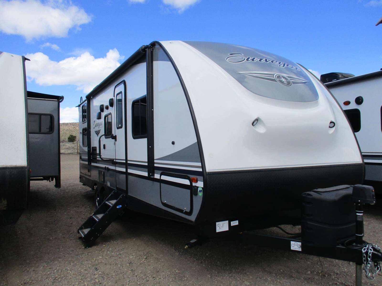 2019 Surveyor 245 BH