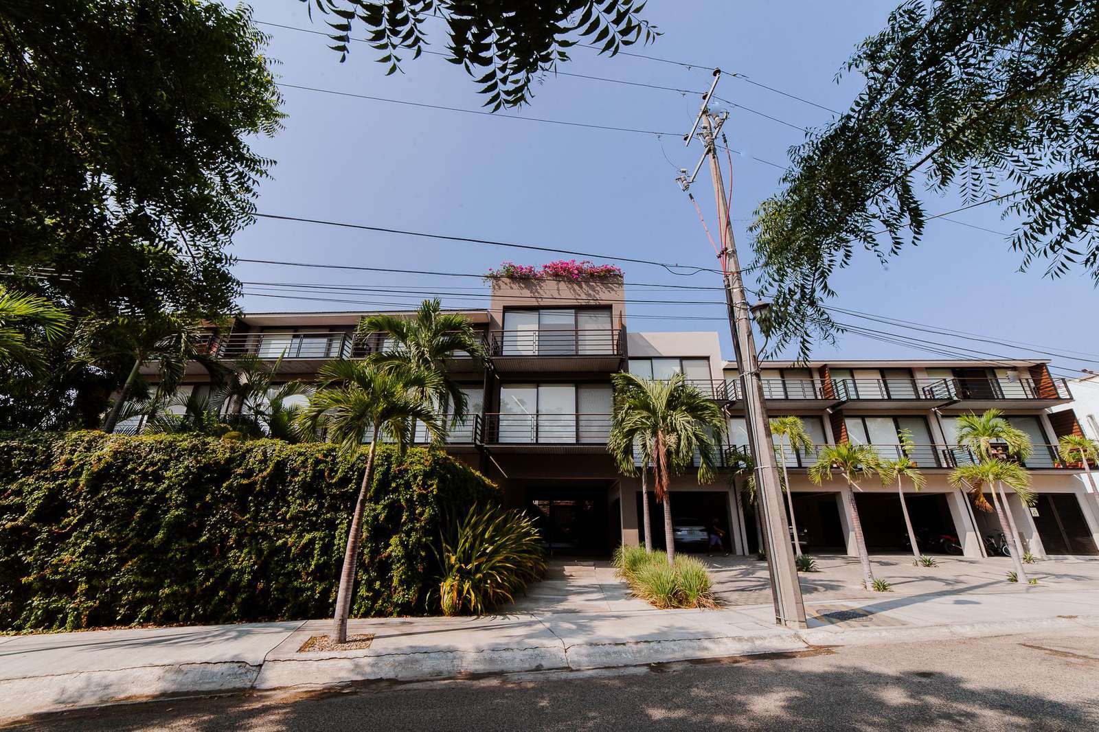 Small, quiet complex walking distance to amenities & beach