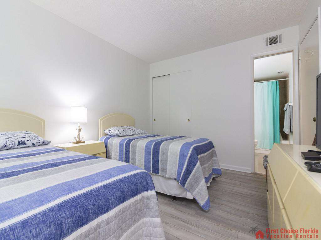 Colony Reef 3101 Twin Beds with Lamp