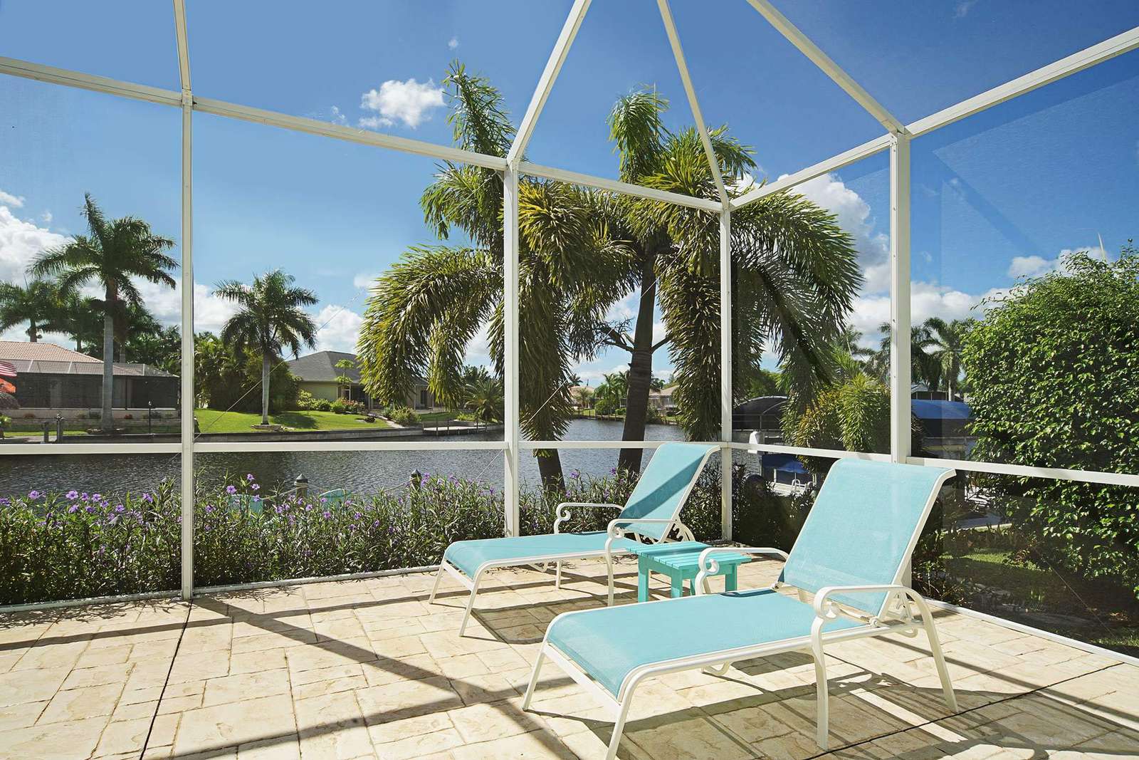 Wischis Florida Home - Vacation Rentals Cape Coral I Property Management I Real Estate