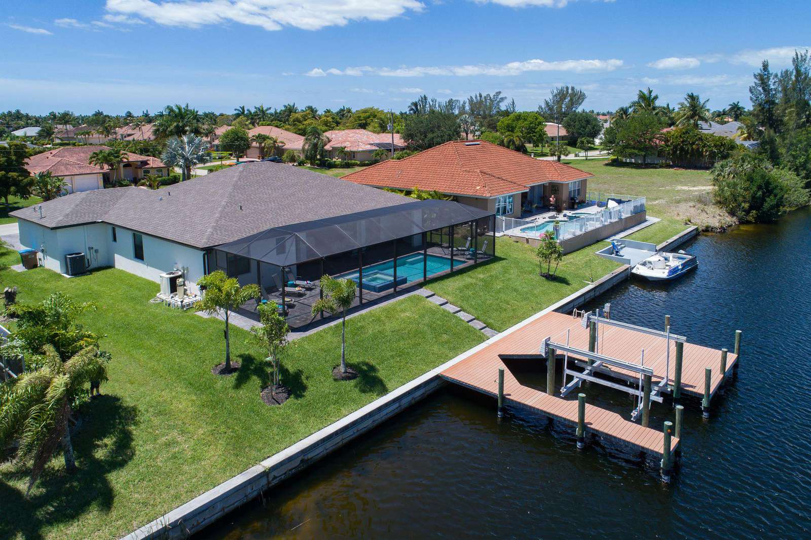 Wischis Florida Home - Vacation Rentals Cape Coral - Property Management - Real Estate