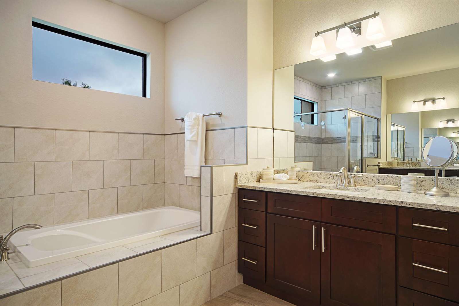 Wischis Florida Home - Vacation Rentals Cape Coral - Property Management - Real Estate