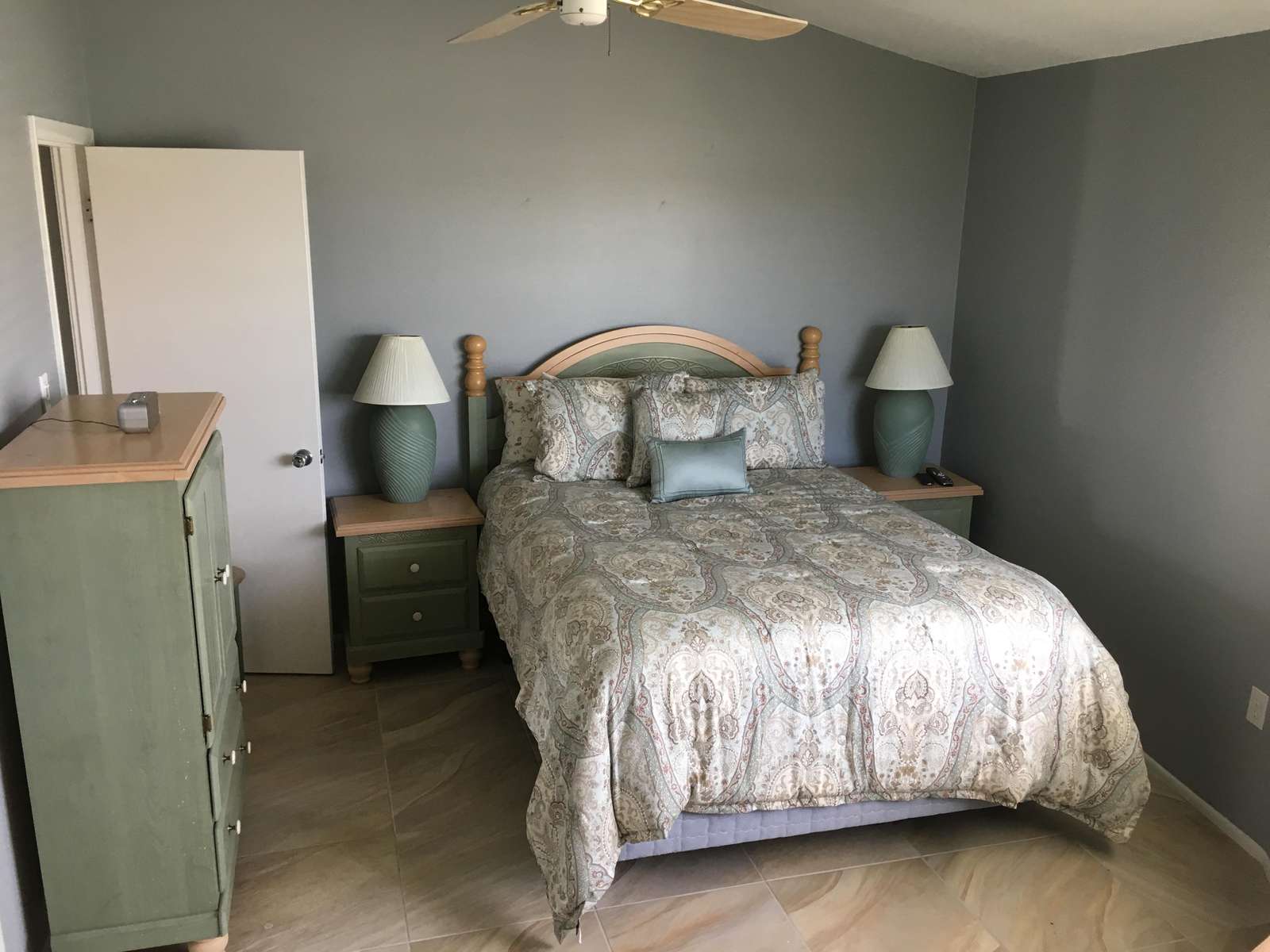 2nd Bedroom