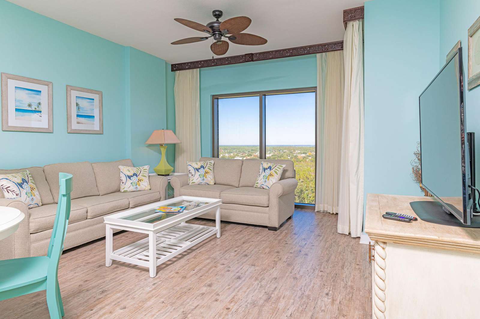 This condo is very cute and books quick!