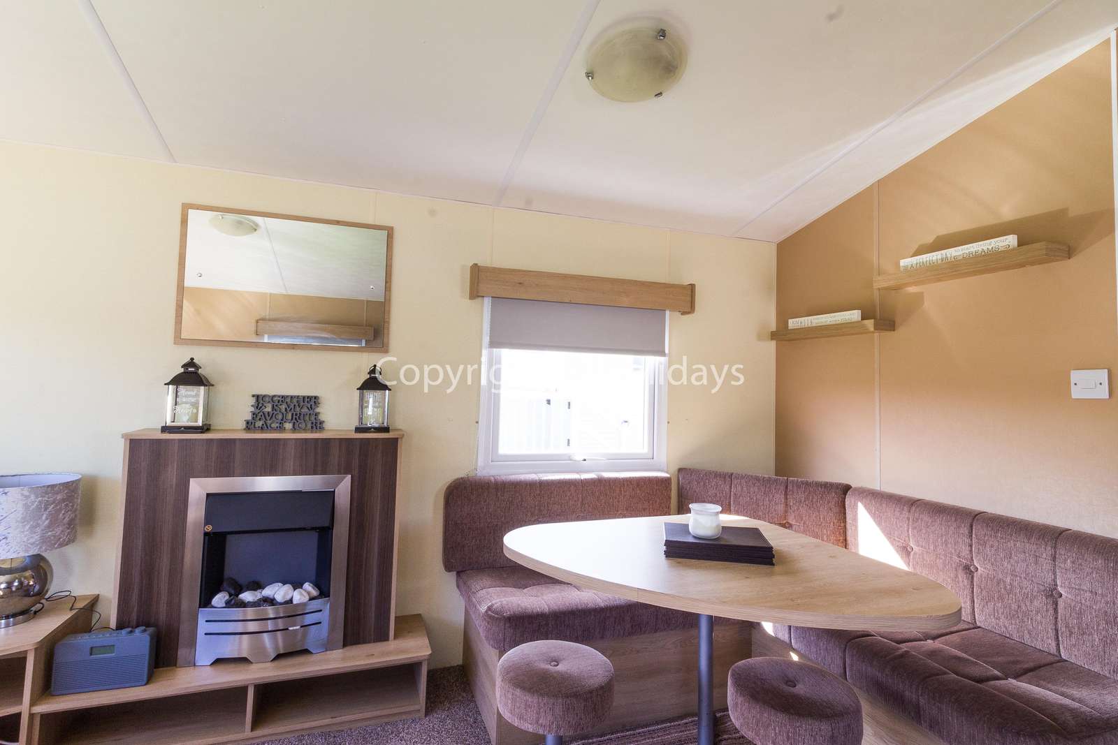 Perfect place to dine with family or friends in this self-catering accommodation