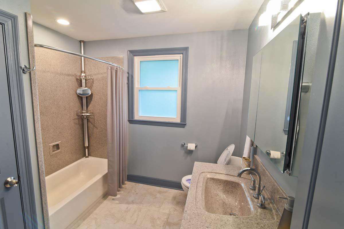 Bathroom #2