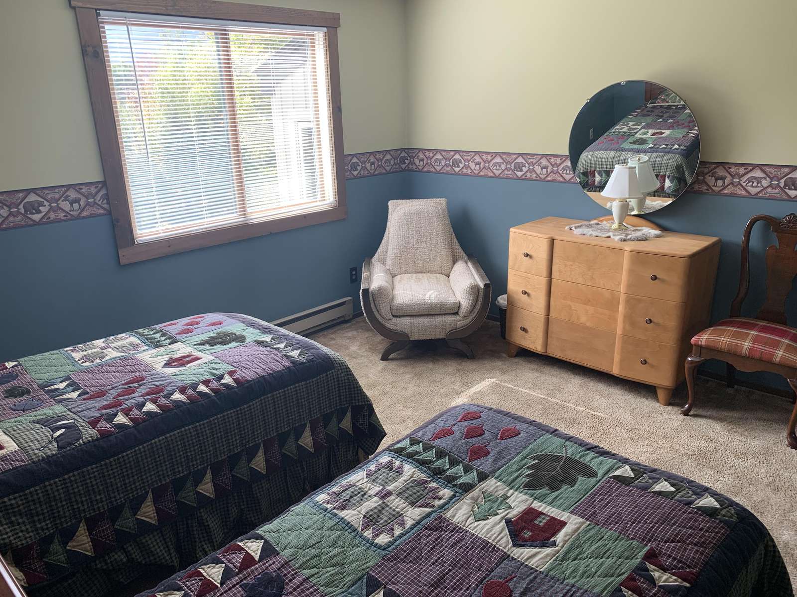 4th bedroom (upstairs) with twins