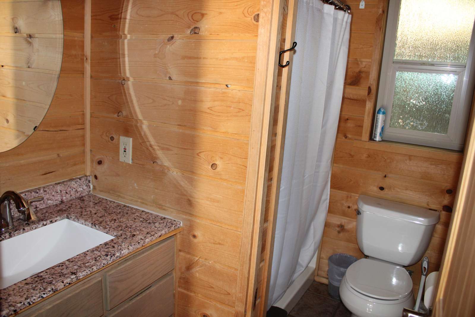Full Bathroom: Shower: Down stairs