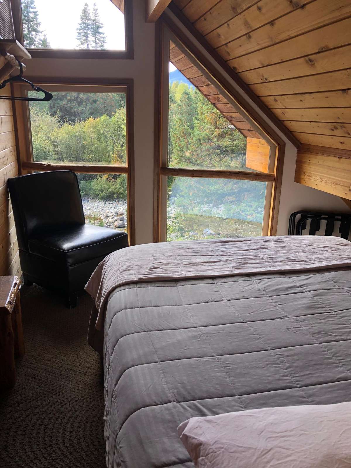 Office overlooking the river with: 1 Queen bed: Upstairs