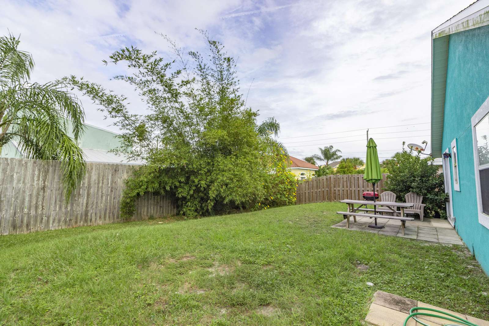 Island Charm Backyard