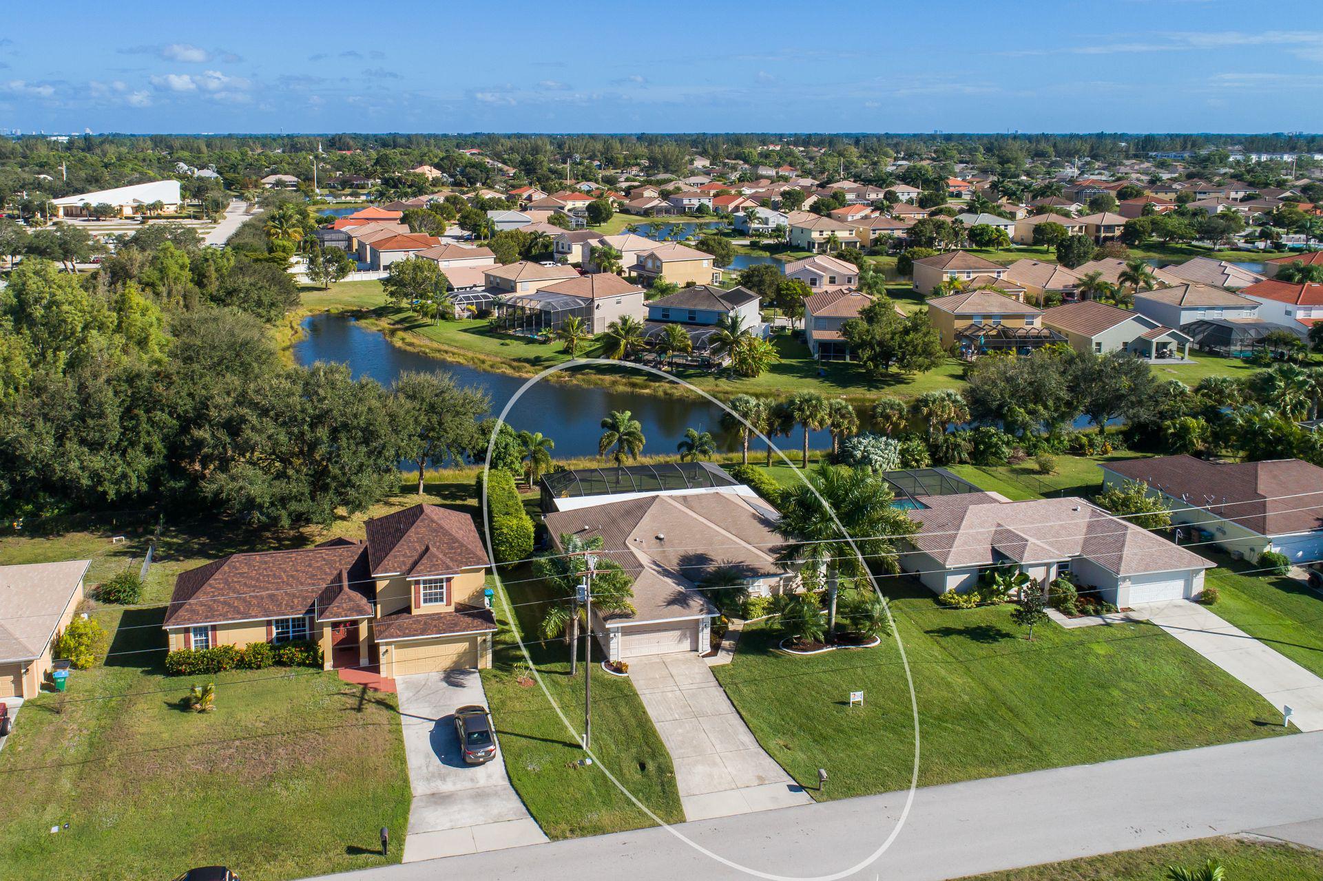 Wischis Florida Home - Vacation Rentals Cape Coral I Property Management I Real Estate