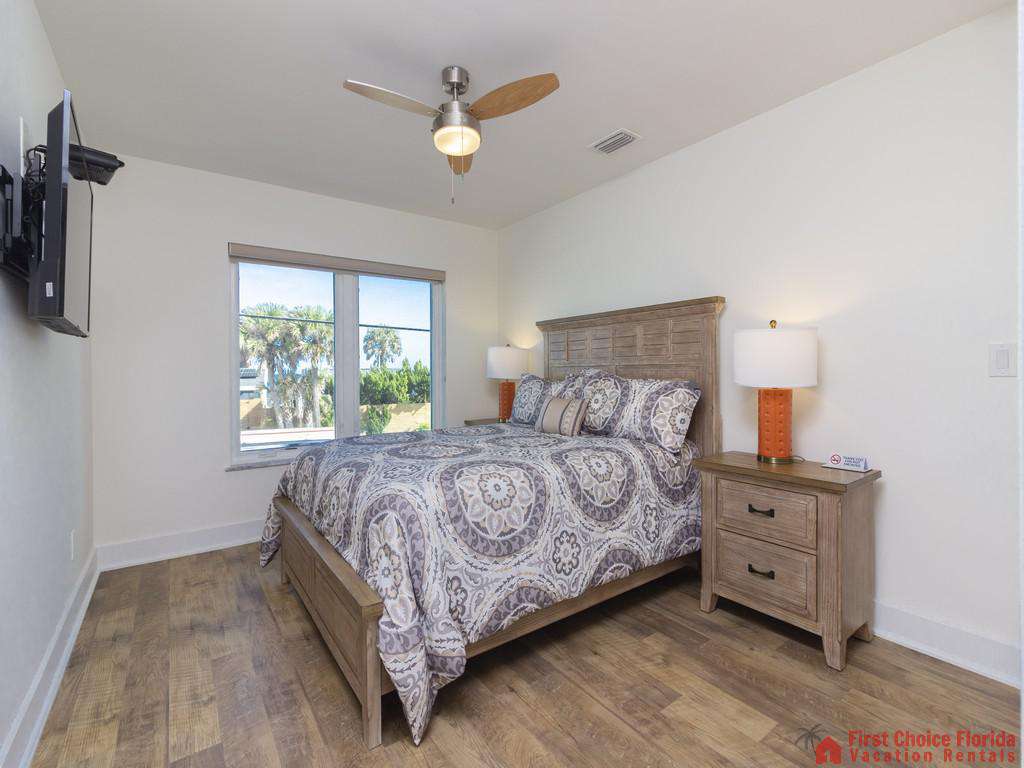 All Ashore North Guest Bedroom
