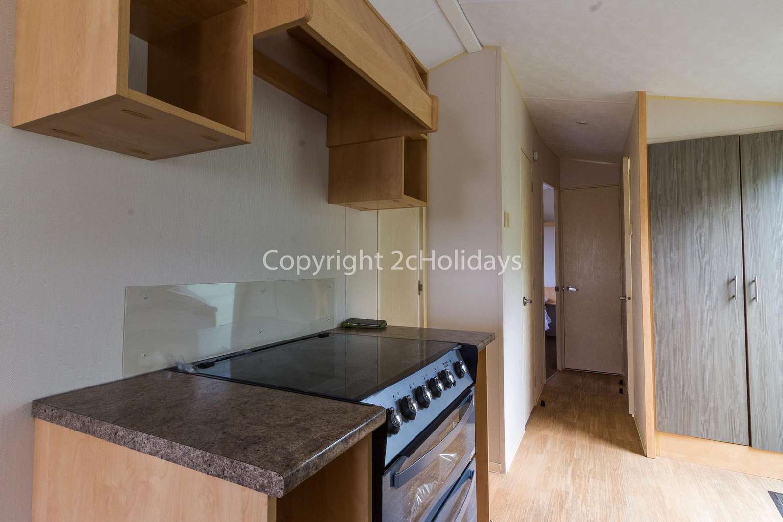 A full size cooker, perfect for self-catering holidays!