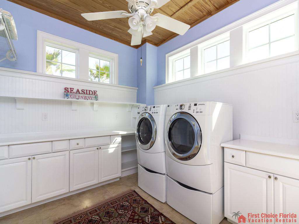Oyster House Washer and Dryer