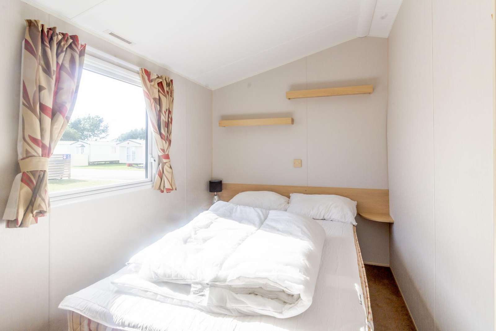 Great size master bedroom!