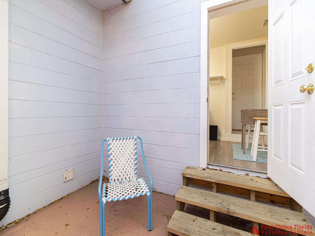 Deja Blue Patio Chair