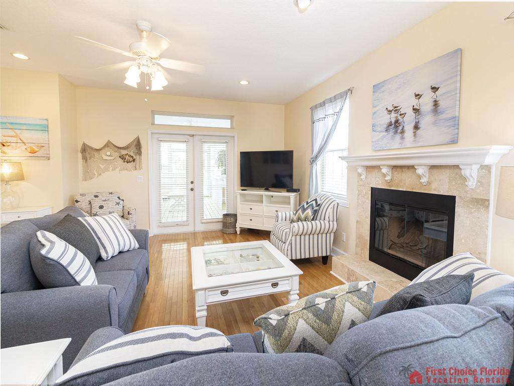 Lighthouse Watch Living Room Second Floor - Fireplace