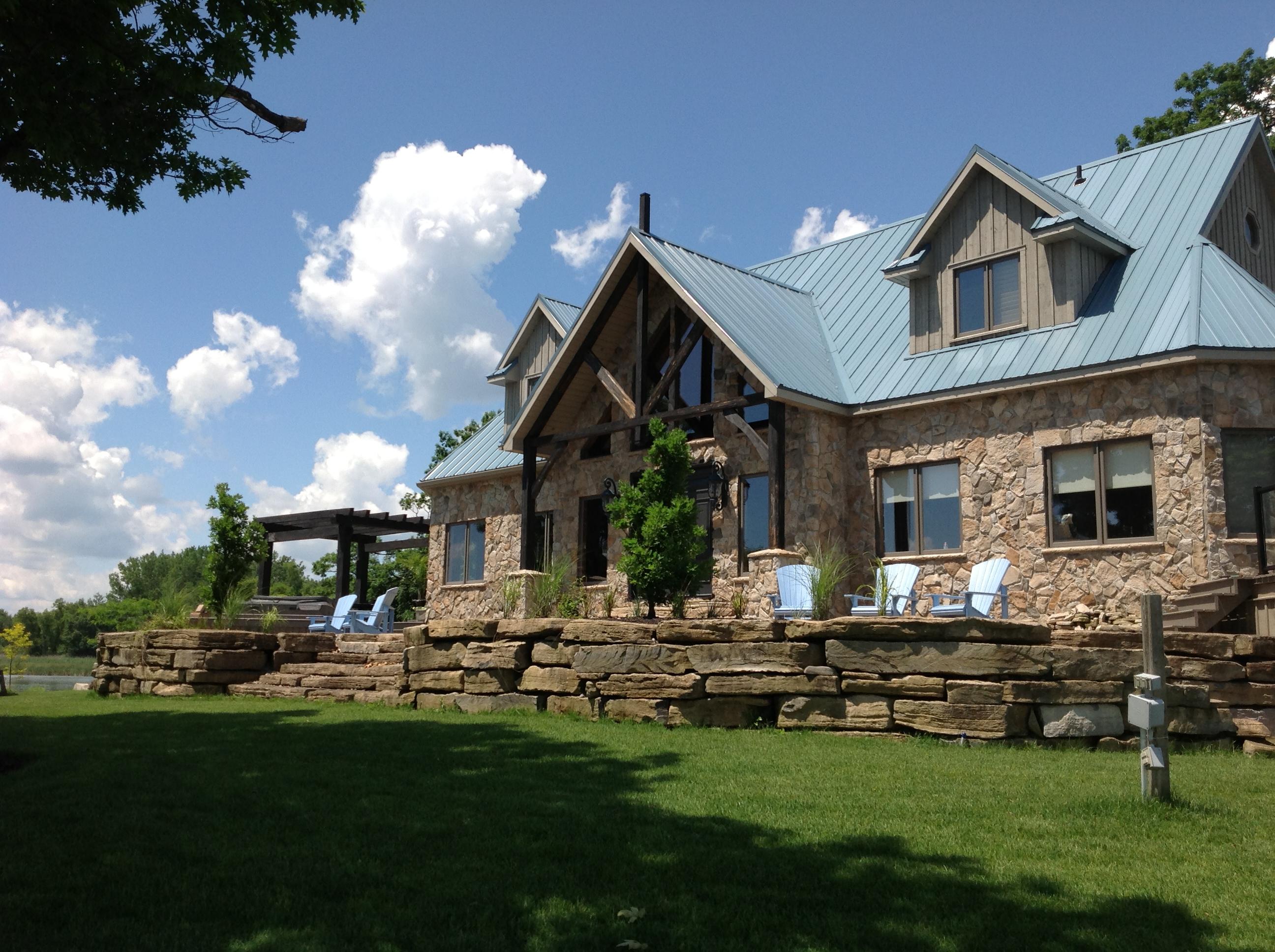 1179 Wolfe Island Lodge Windrovers