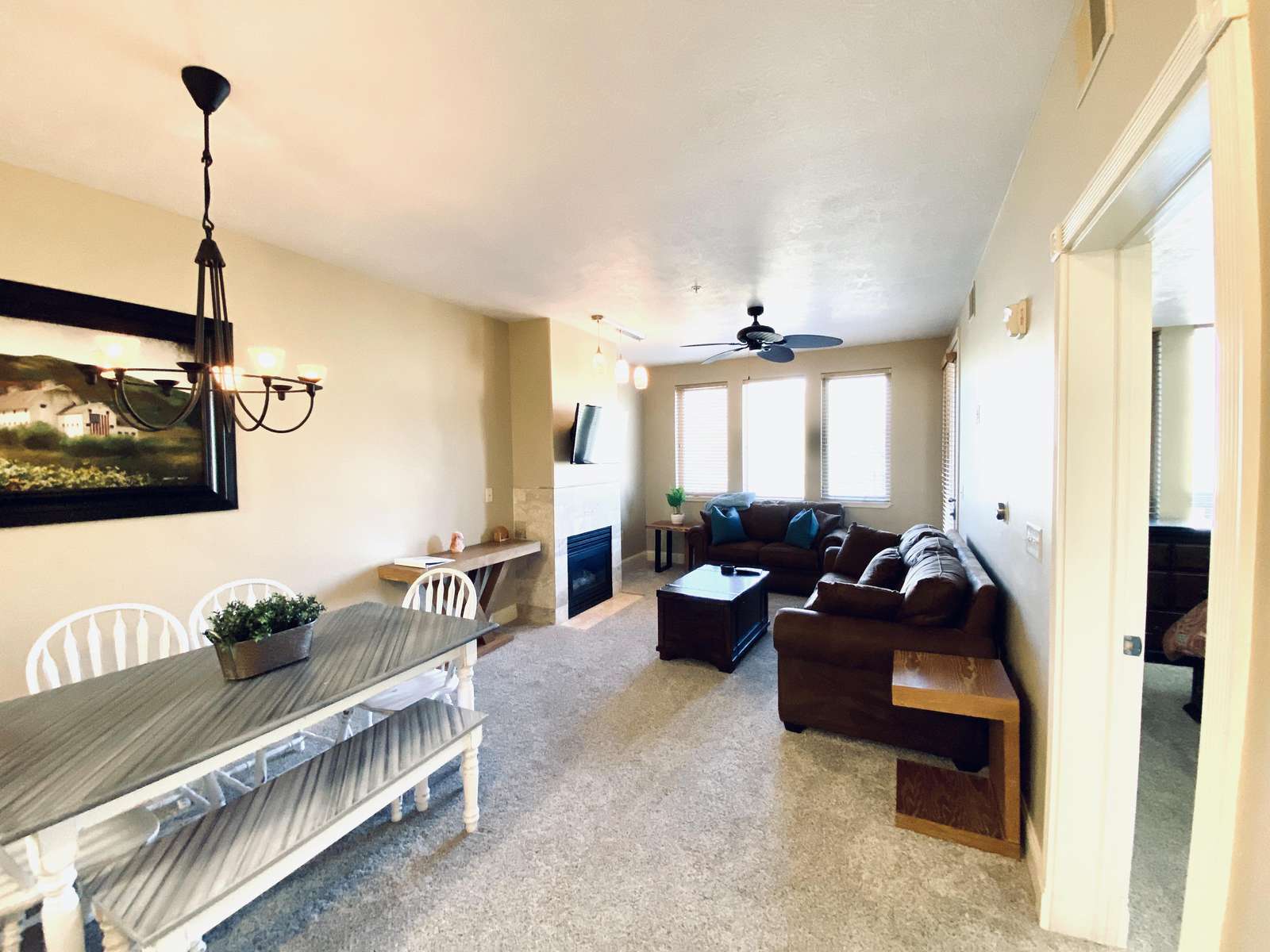 Spacious condo with mountain views