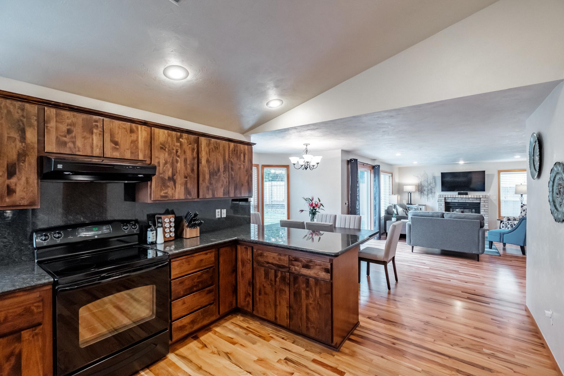 Plenty of counter space to serve a Sunday brunch!