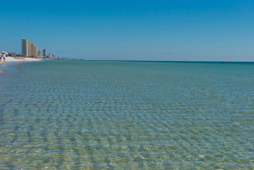 3 minute walk to the beautiful Gulf of Mexico