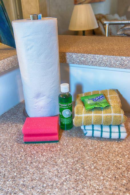 Kitchen Amenities for guests
