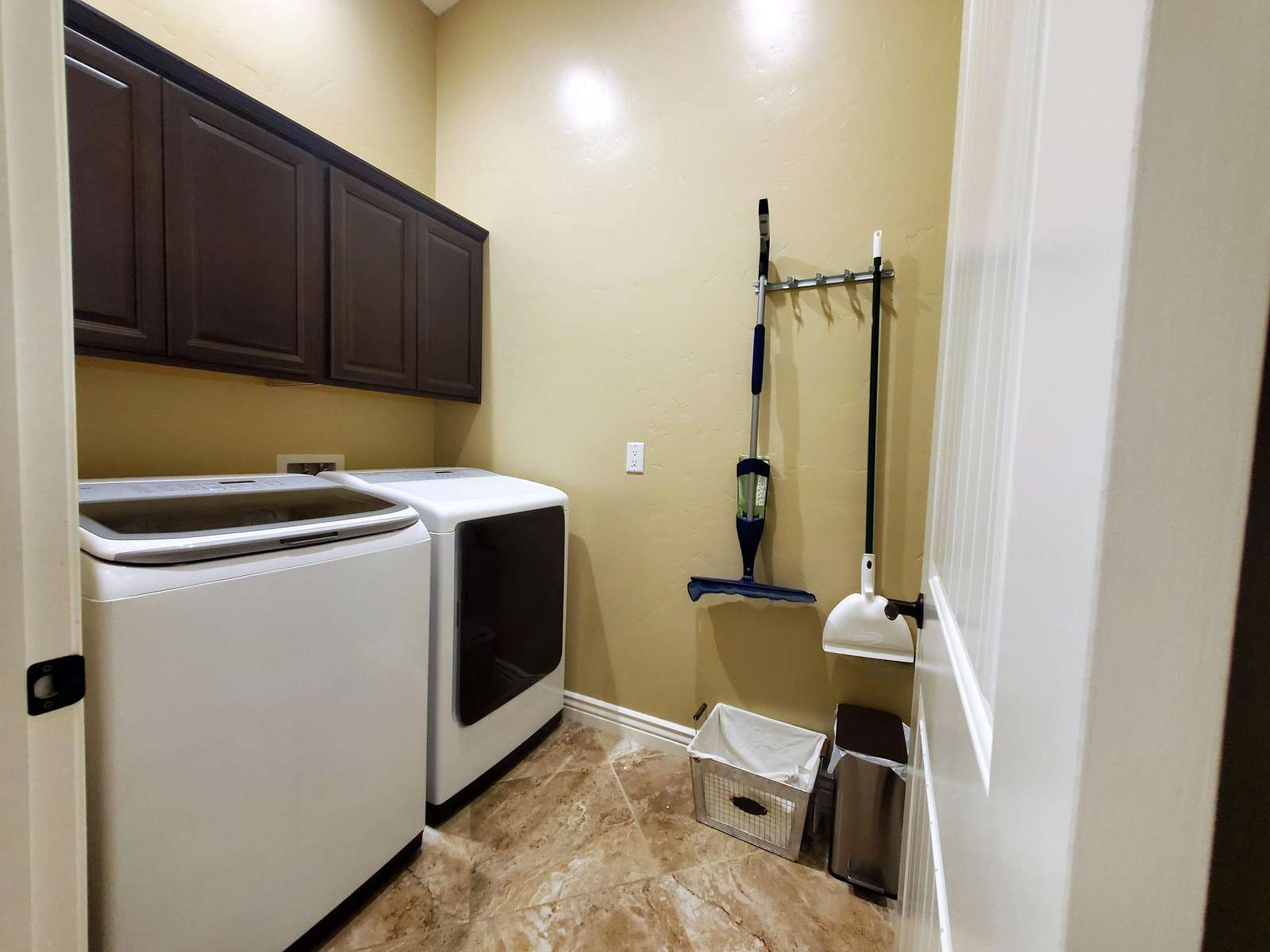 Super Duty Inside Laundry
