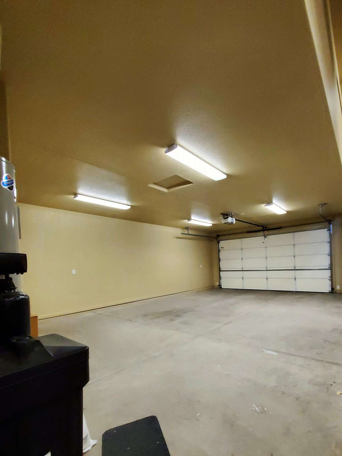 Double Car Garage 28' Deep