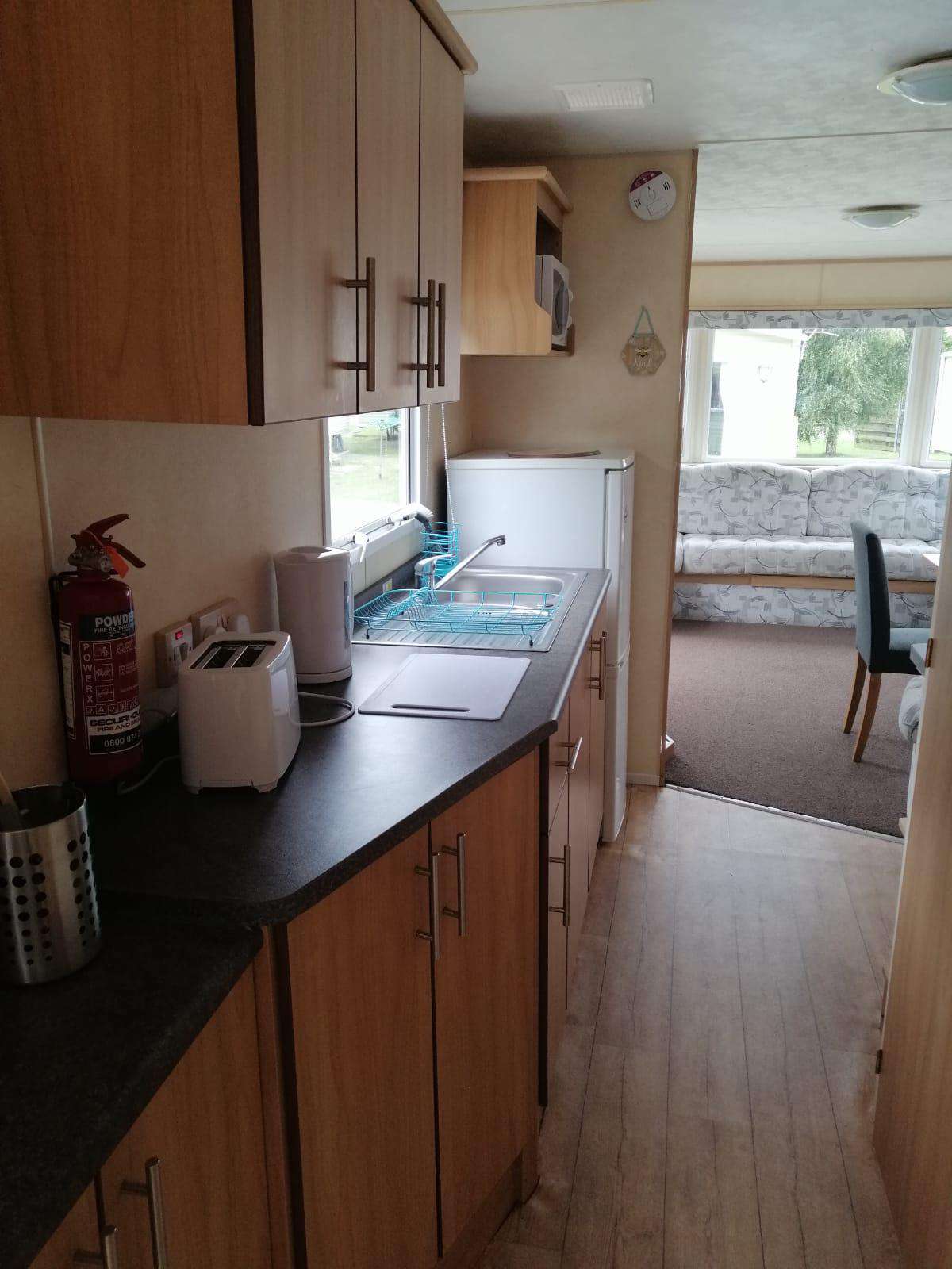 Well equipped kitchen, ideal for self-catering breaks!